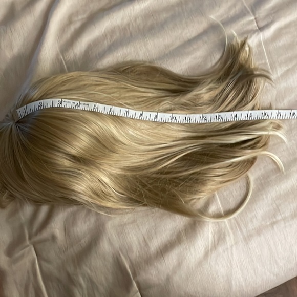 Long Length Blonde Wig with Side Swept Bangs main image 7